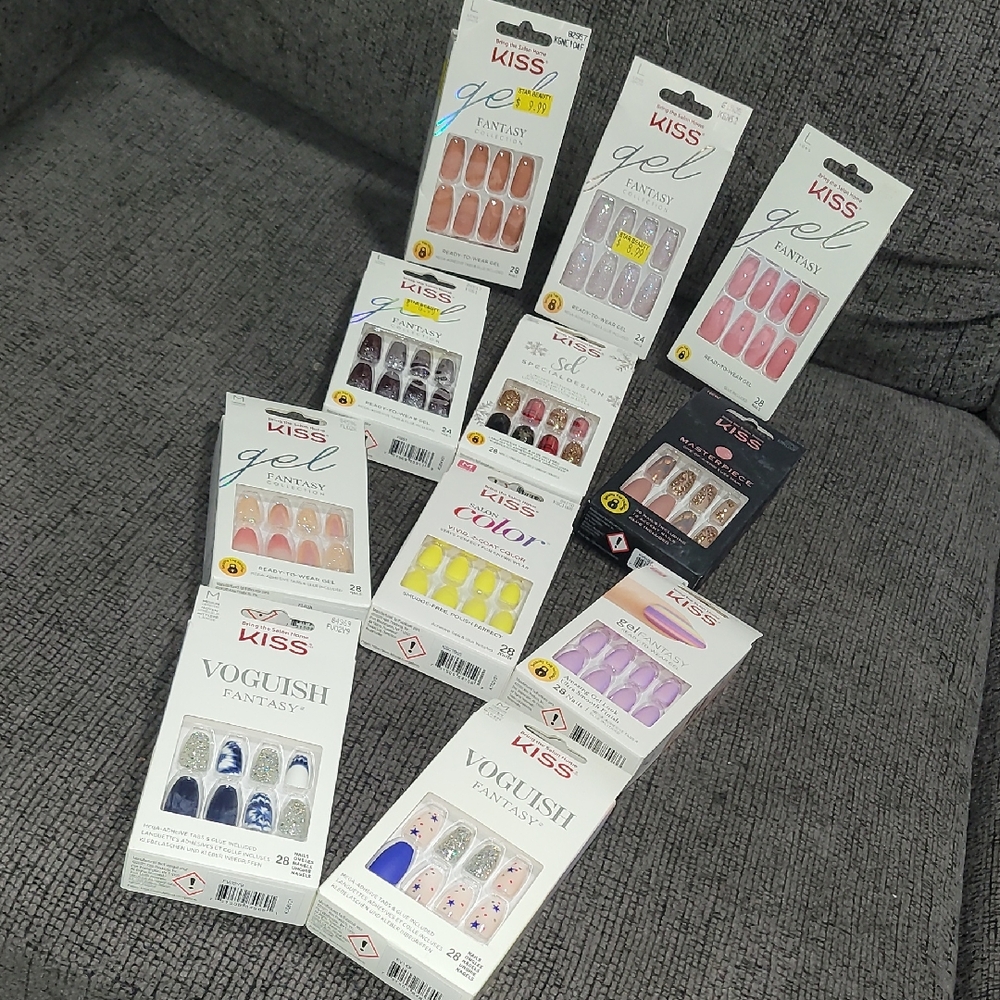 KISS Gel and Vogueish Fantasy Nail Collection - Pink, Purple, Black - Bundle Set